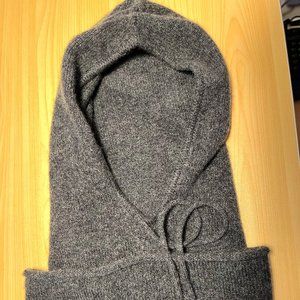 Babaton luxe cashmere solitude hood, heather charcoal